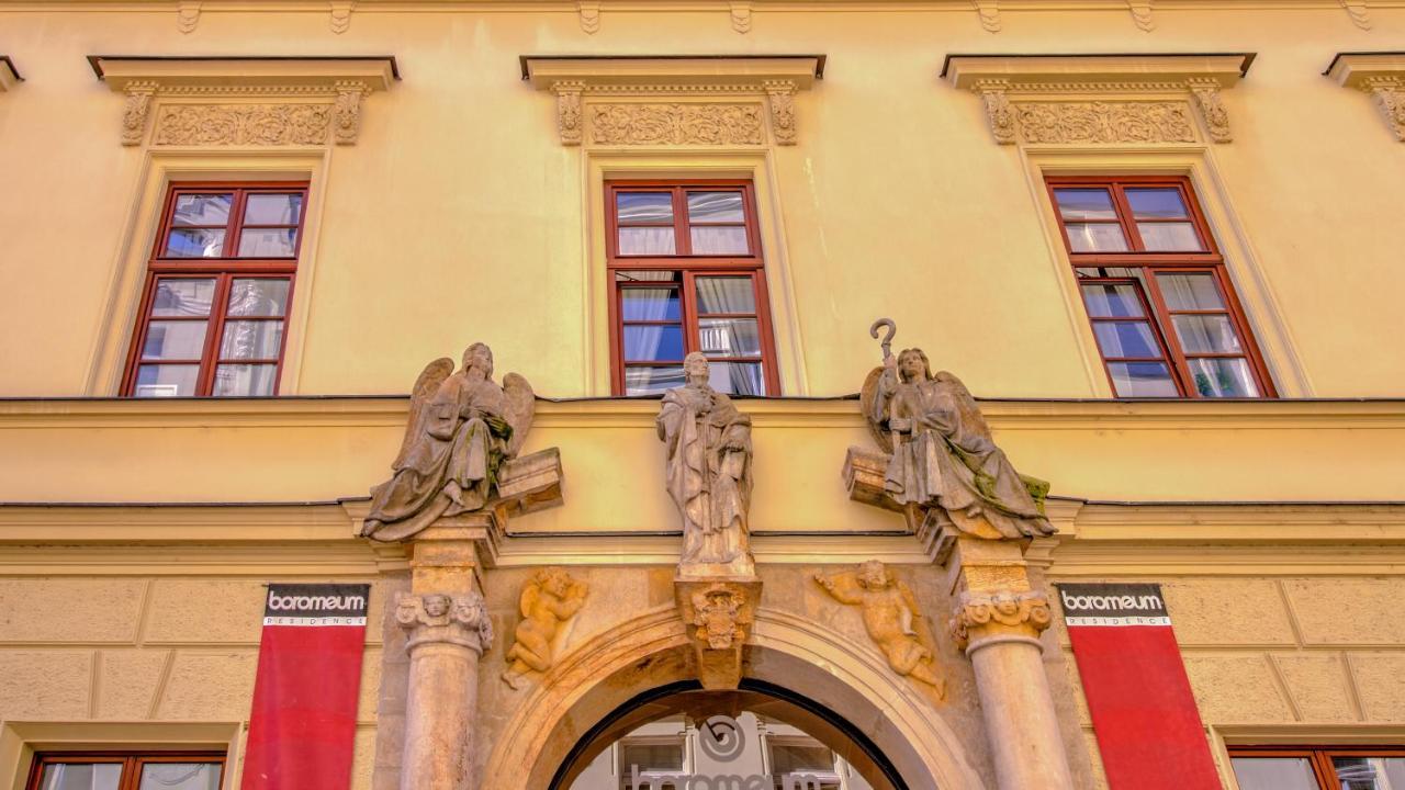 Boromeum Residence Hradec Králové Buitenkant foto